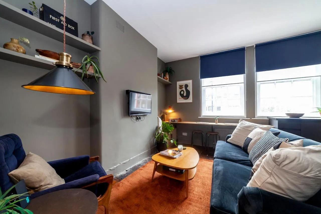 Beautiful And Spacious 1Br Apt, Bethnal Green London 0*,  United Kingdom