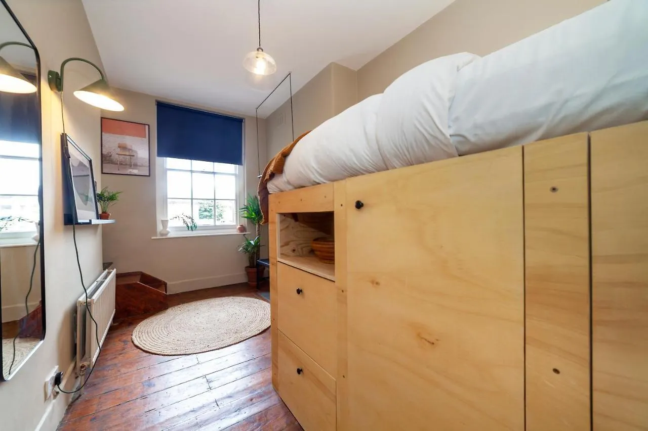 Beautiful And Spacious 1Br Apt, Bethnal Green London