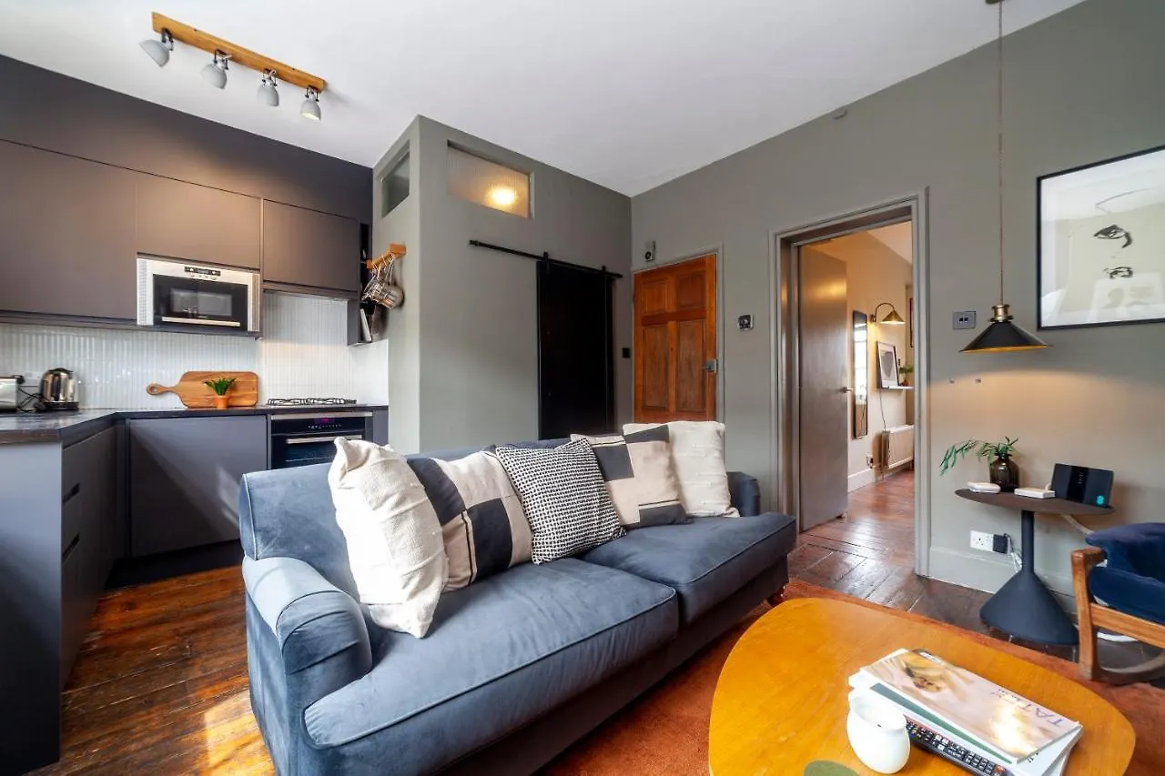 Beautiful And Spacious 1Br Apt, Bethnal Green London